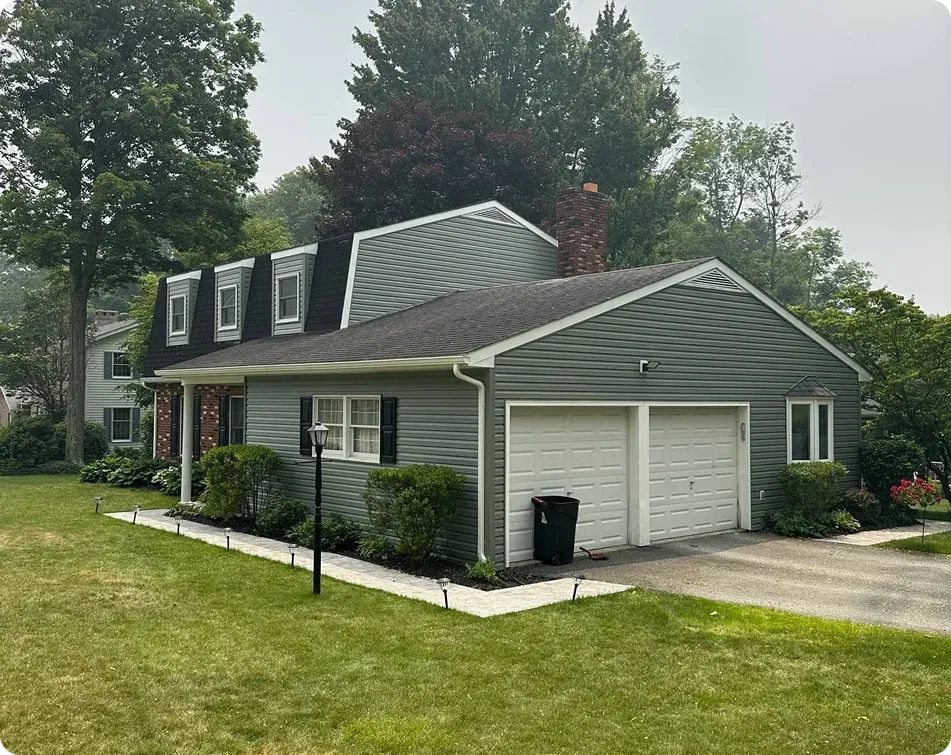 What Homeowners Should Know About Siding Replacement in Pennsylvania